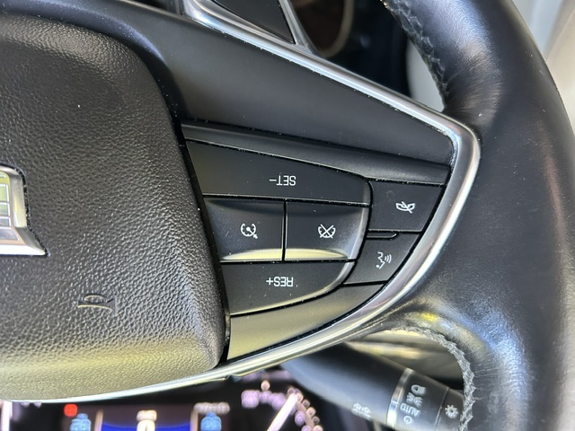 Used 2018 Cadillac XT5 FWD image 9