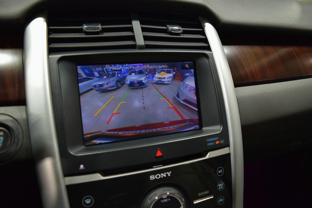 Used 2013 Ford Edge Limited FWD image 27