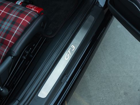 Used 2019 Porsche 911 GT3 Touring image 56