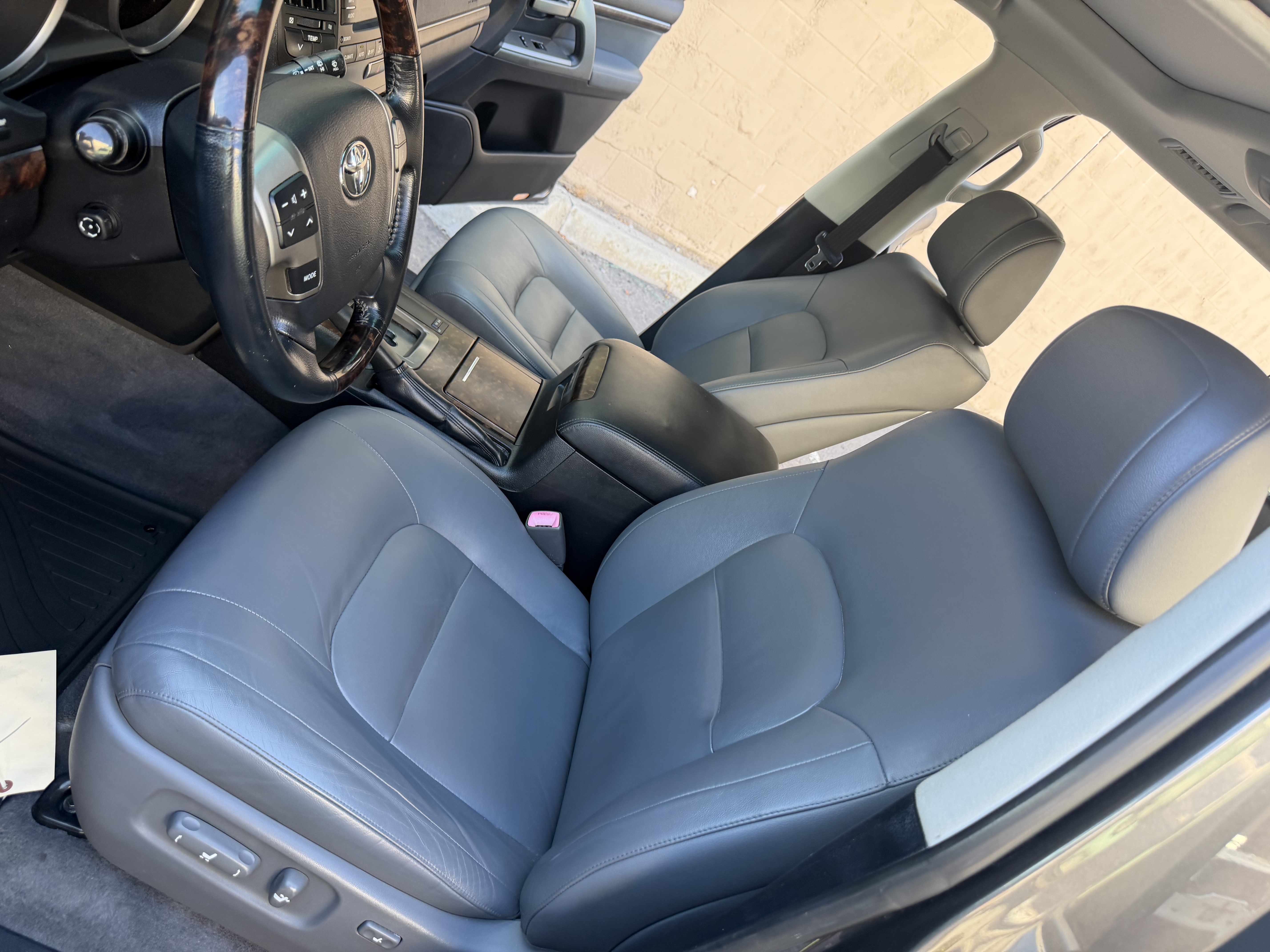 Used 2008 Toyota Land Cruiser UNAVAIL AWD/4WD image 28