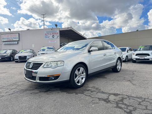 Used 2009 Volkswagen Passat Komfort image 2