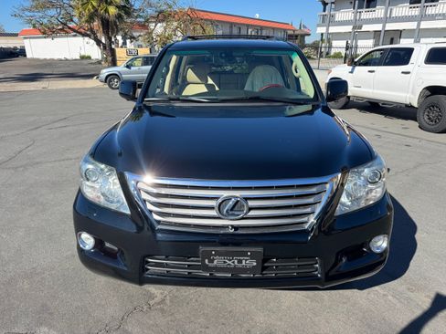 Used 2010 Lexus LX 570 image 13