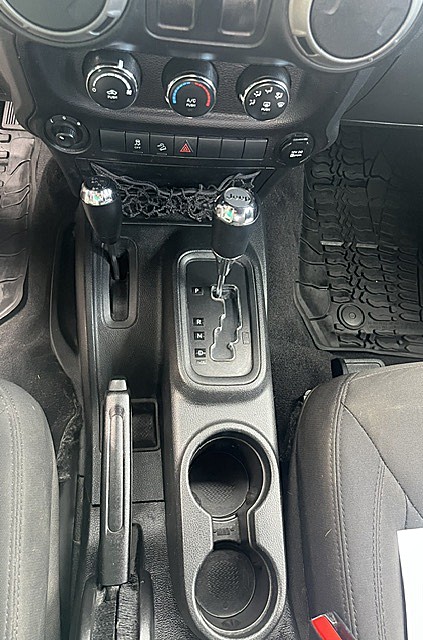 Used 2016 Jeep Wrangler 4WD Sport image 27