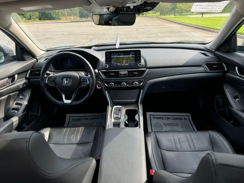 Used 2021 Honda Accord 2.0T Touring image 18