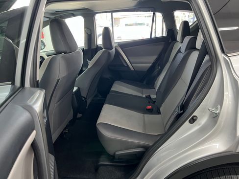 Used 2014 Toyota RAV4 XLE image 12