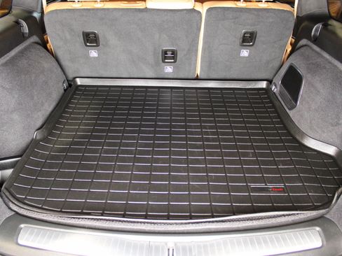 Used 2024 Jeep Grand Cherokee Summit image 9