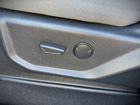 Used 2020 Ford F250 XLT image 29