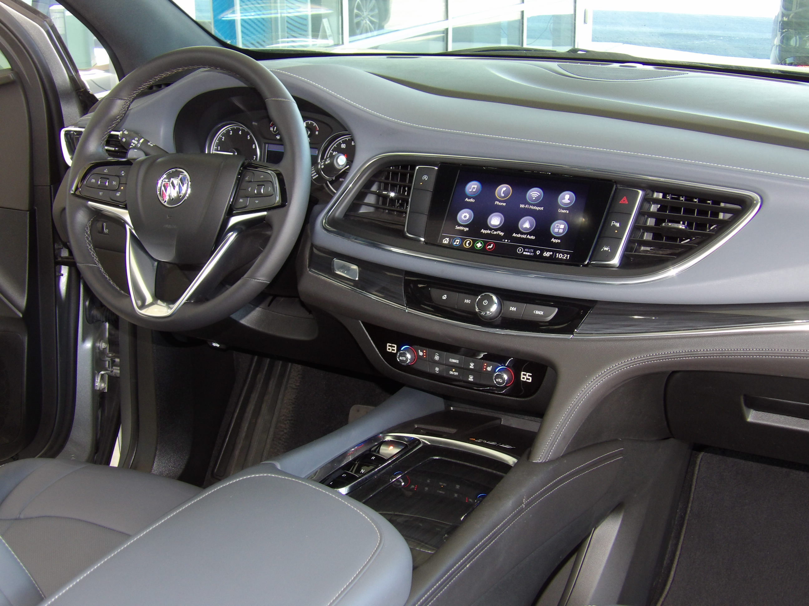 Used 2024 Buick Enclave Essence FWD image 25