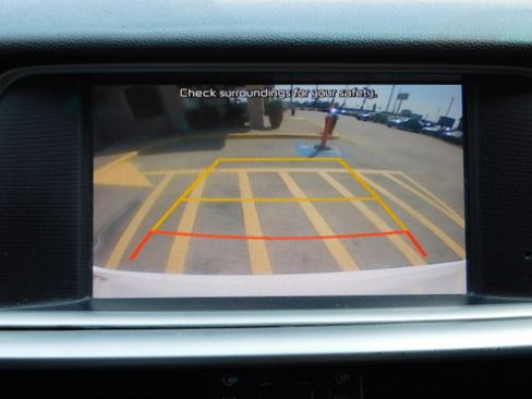 Used 2020 Kia Optima LX image 17