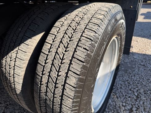 Used 2018 Chevrolet Express 3500 image 23