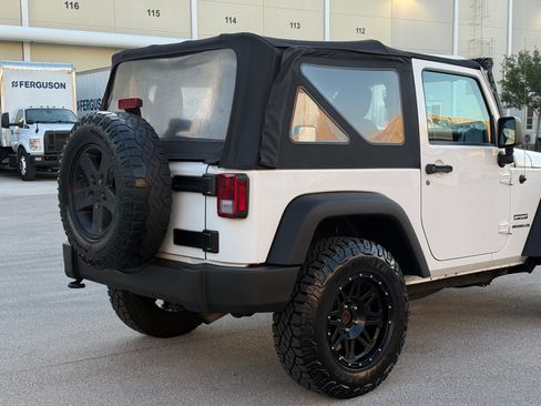 Used 2015 Jeep Wrangler Sport AWD/4WD image 44