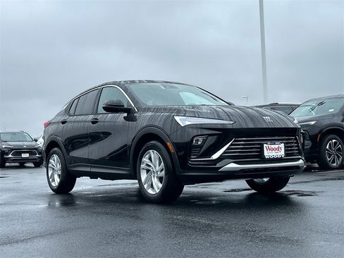 New 2026 Buick Envista Preferred image 2