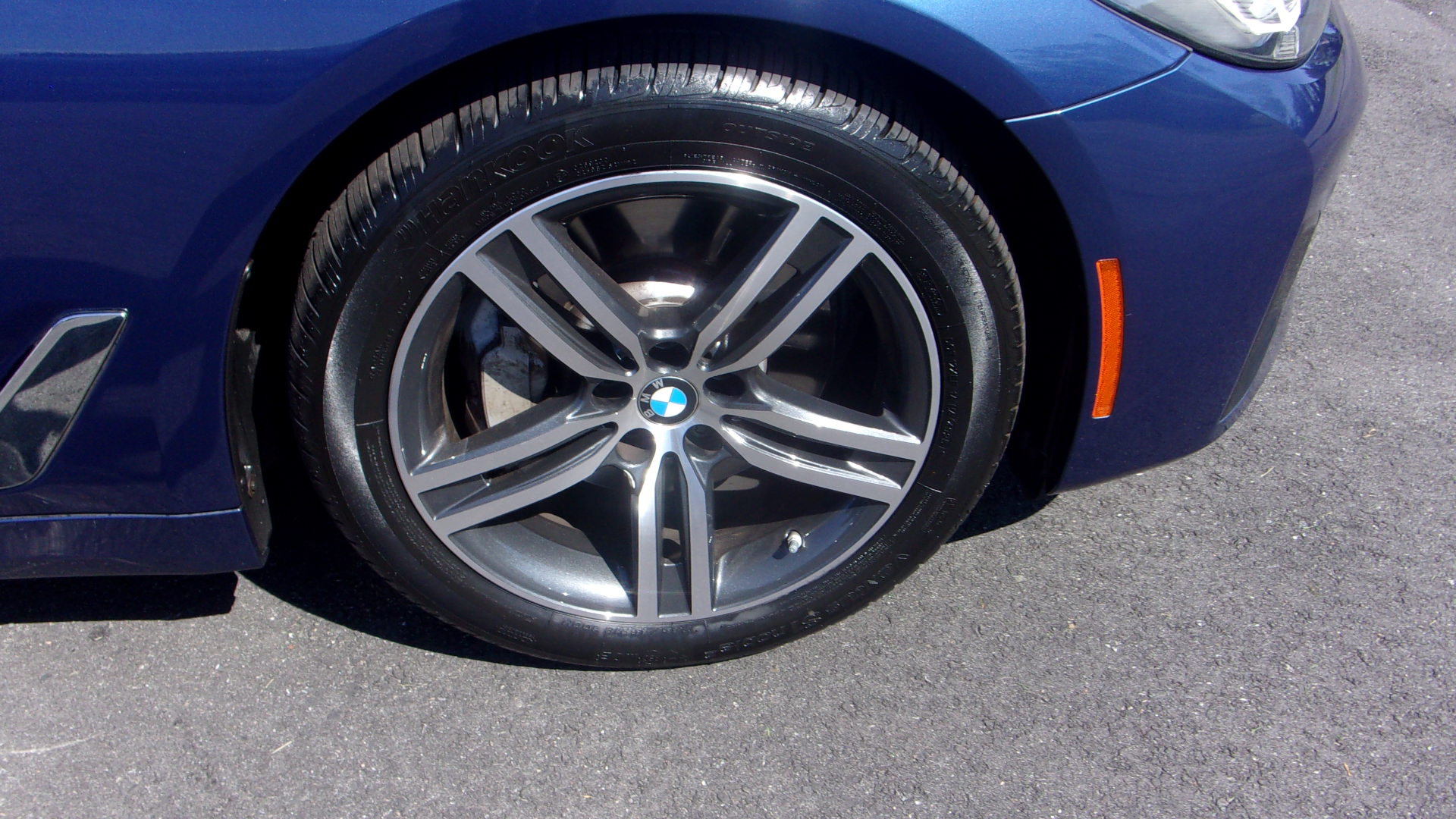 Used 2021 BMW 530i xDrive AWD/4WD image 36