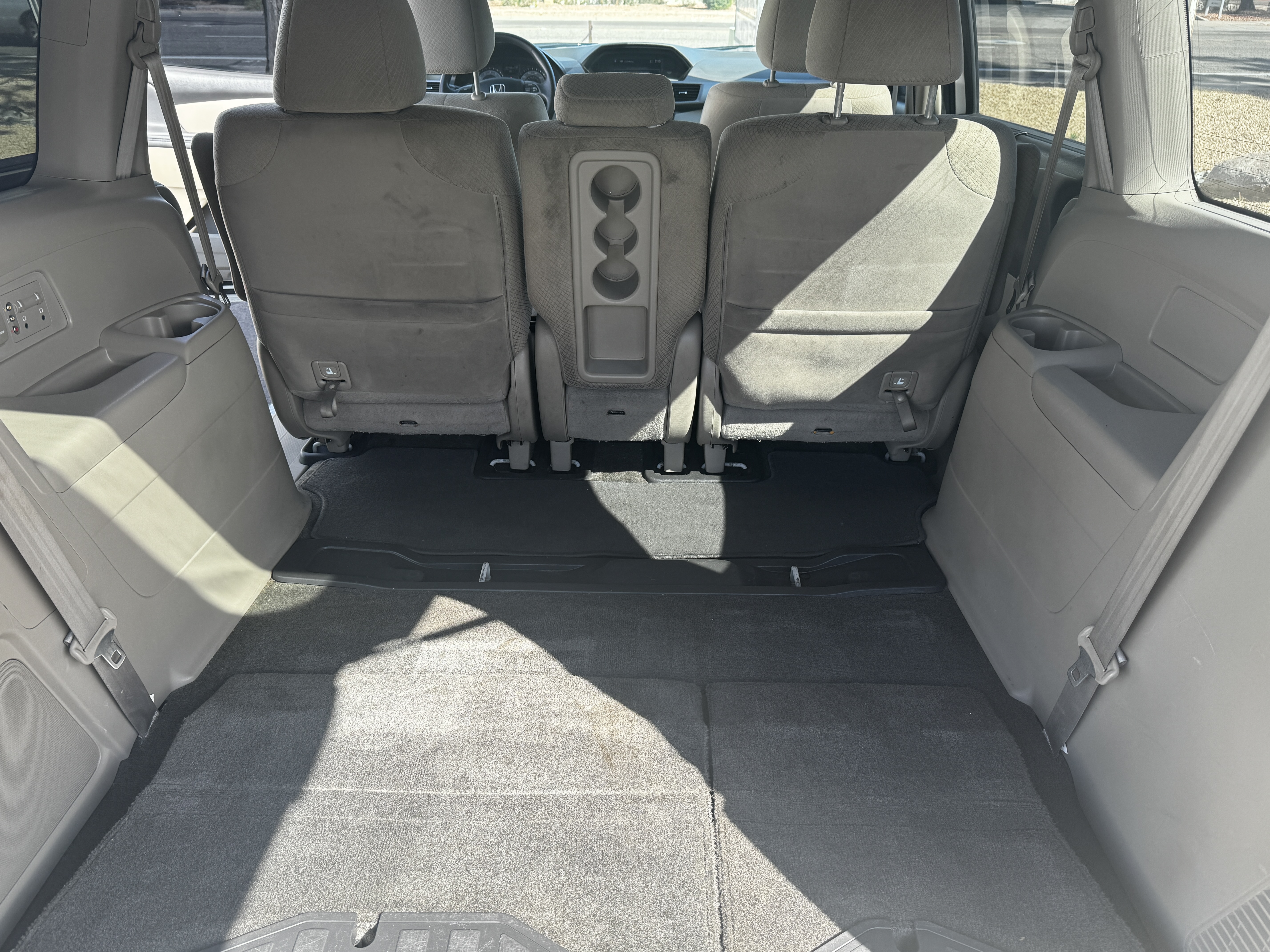 Used 2017 Honda Odyssey SE image 18
