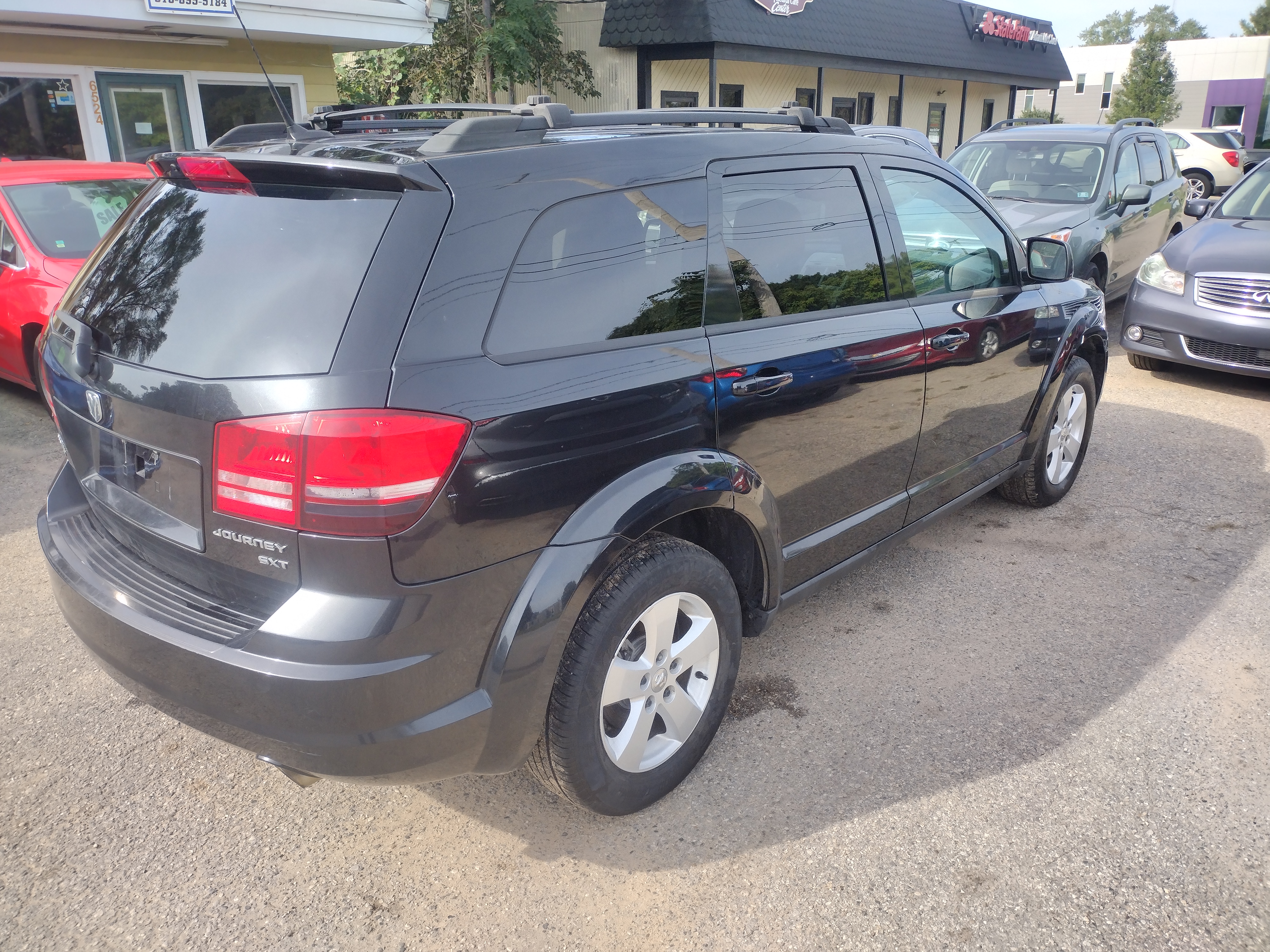 Used 2010 Dodge Journey 2WD SXT image 4