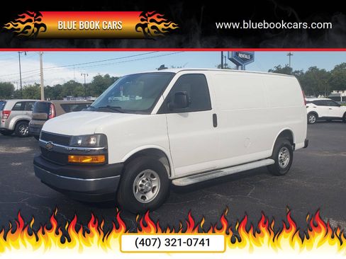 Used 2020 Chevrolet Express 2500 image 1