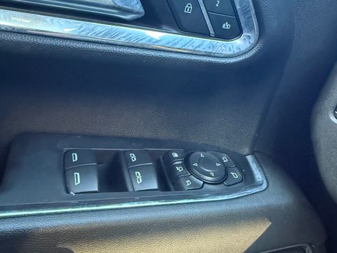 Used 2024 Chevrolet Silverado 2500 LTZ image 23