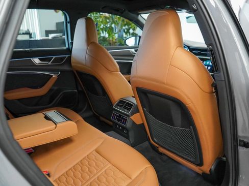 Used 2024 Audi RS 6 performance image 69