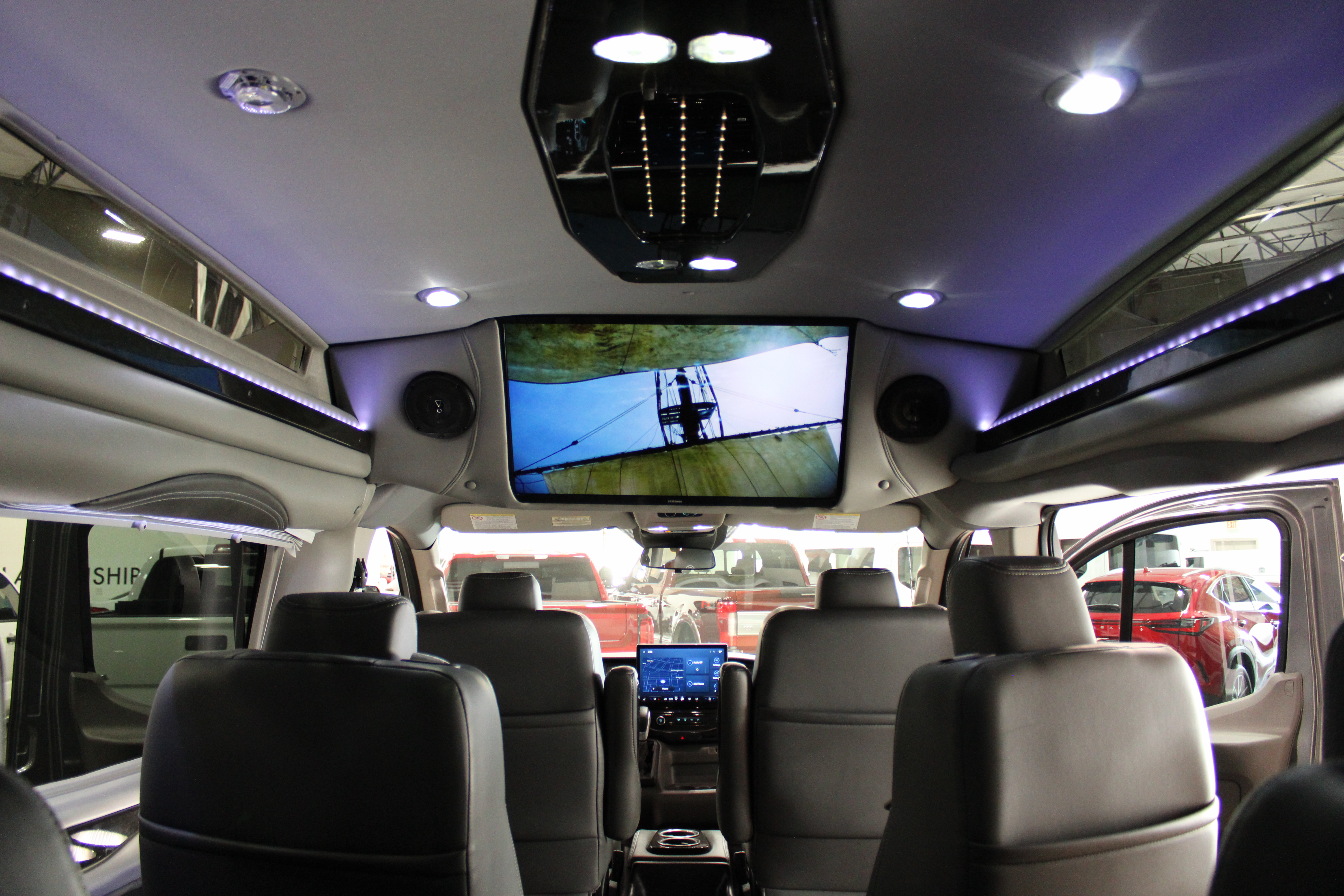 Used 2025 Ford Transit 150 Low Roof AWD image 17