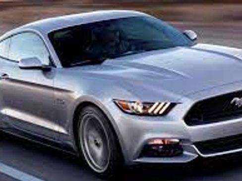 Used 2023 Nissan Armada SV image 1