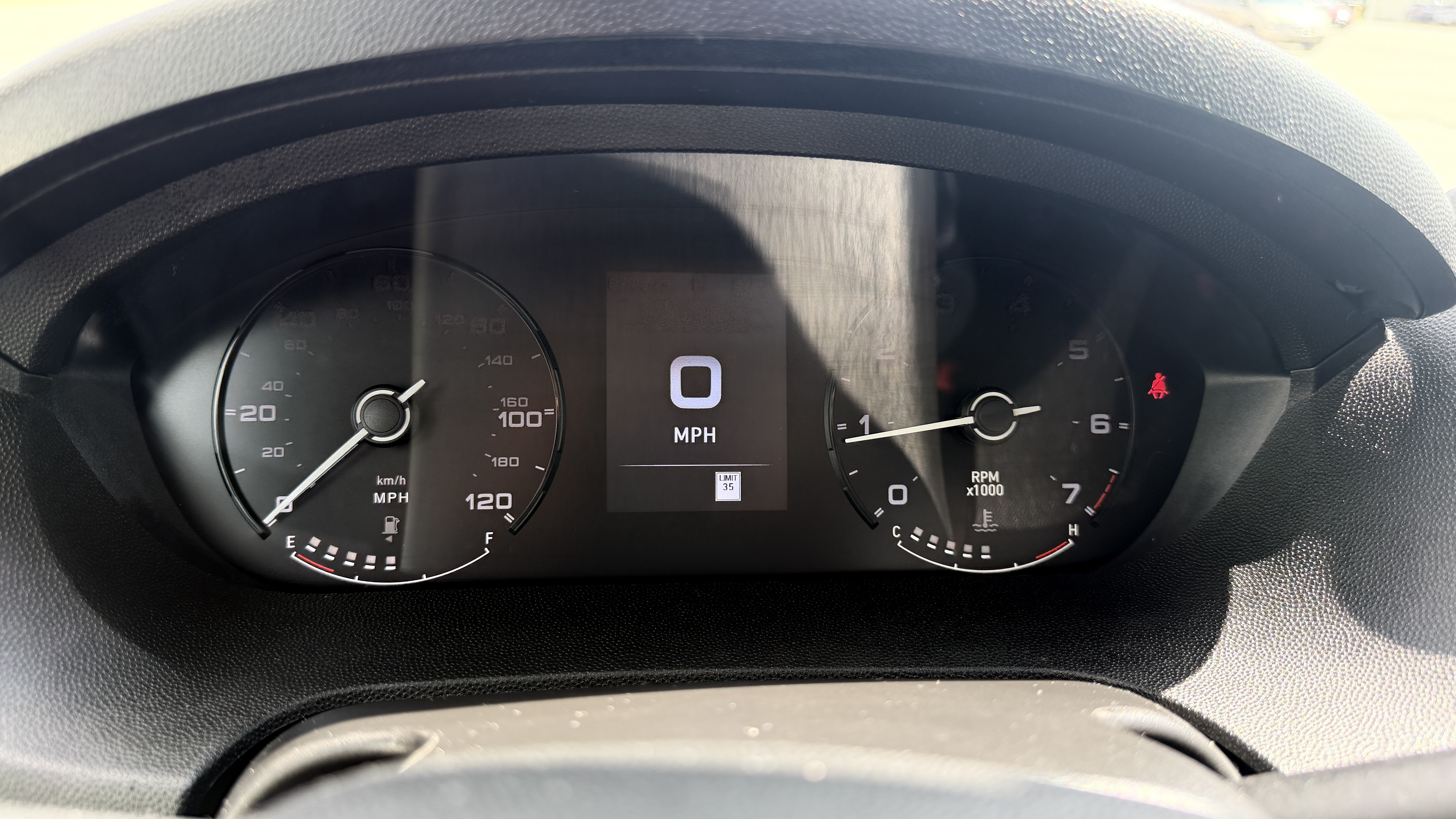 Used 2023 RAM ProMaster 2500 136 FWD image 17