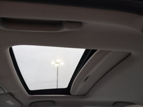 Used 2010 Honda Accord EX-L image 17