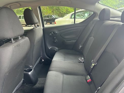 Used 2018 Nissan Versa 1.6 S Plus FWD image 21