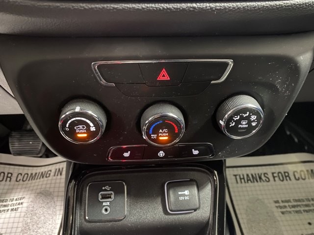 Used 2018 Jeep Compass FWD Latitude image 12