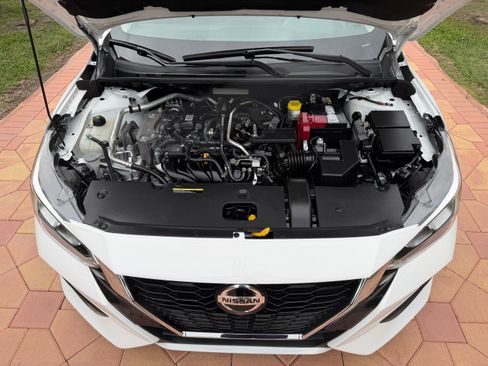 Used 2022 Nissan Sentra SV FWD image 14