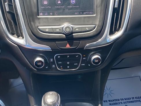 Used 2020 Chevrolet Equinox FWD LT w/ 1LT image 14