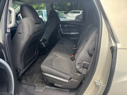 Used 2012 GMC Acadia SL image 4