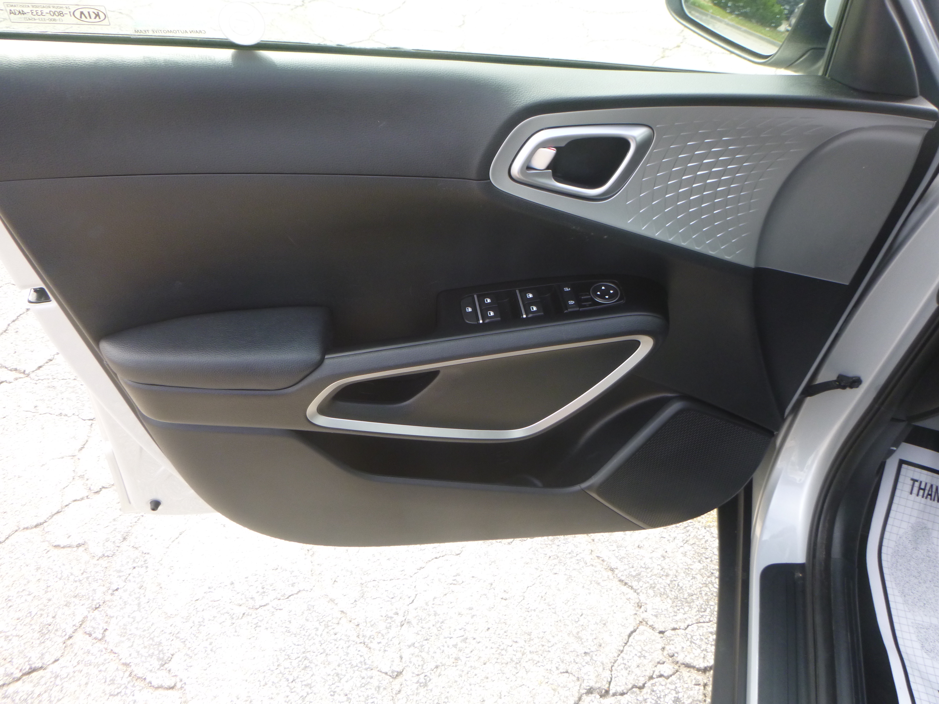 Used 2021 Kia Soul LX FWD image 11