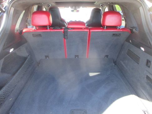 Used 2019 Porsche Cayenne Turbo image 14