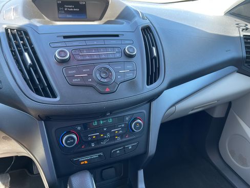 Used 2018 Ford Escape SE image 10