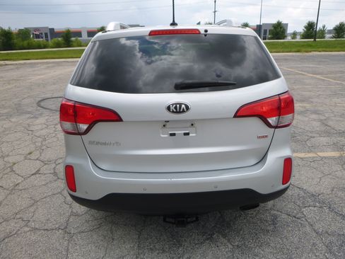 Used 2014 Kia Sorento FWD LX image 7