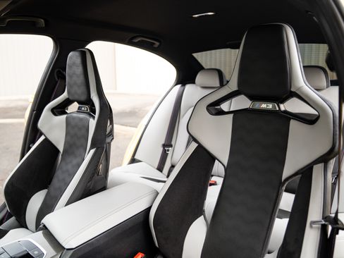 Used 2023 BMW M3 Competition image 24