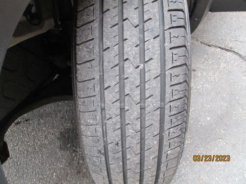 Used 2016 Ford Edge Titanium image 12