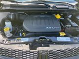 Used 2018 Dodge Grand Caravan image 4