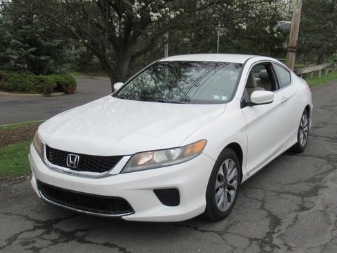 Used 2013 Honda Accord LX-S image 2
