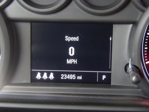 Used 2024 Chevrolet Silverado 2500 Custom image 27