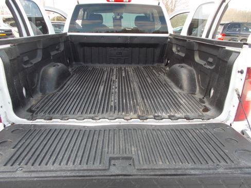 Used 2013 Chevrolet Silverado 1500 LT image 19