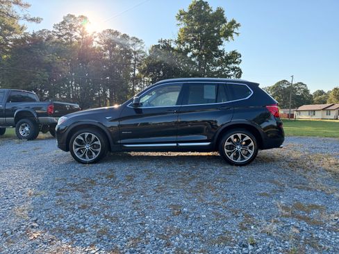 Used 2016 BMW X3 xDrive28i AWD/4WD image 2