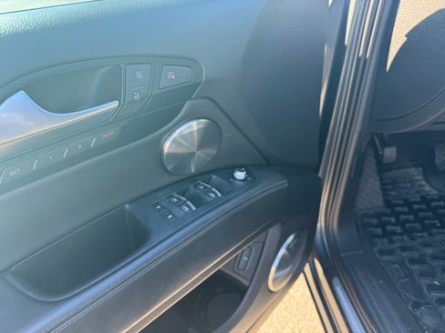 Used 2015 Audi Q7 TDI Prestige image 5