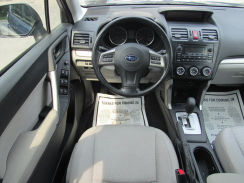 Used 2014 Subaru Forester 2.5i AWD/4WD image 21