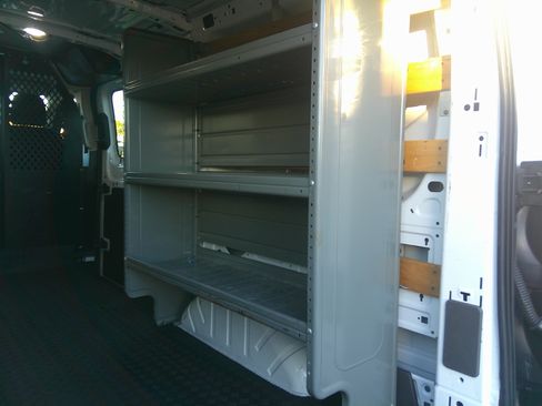 Used 2024 Ford Transit 250 XL image 8