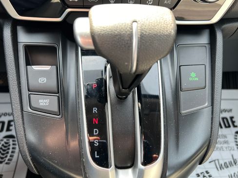 Used 2017 Honda CR-V LX image 9