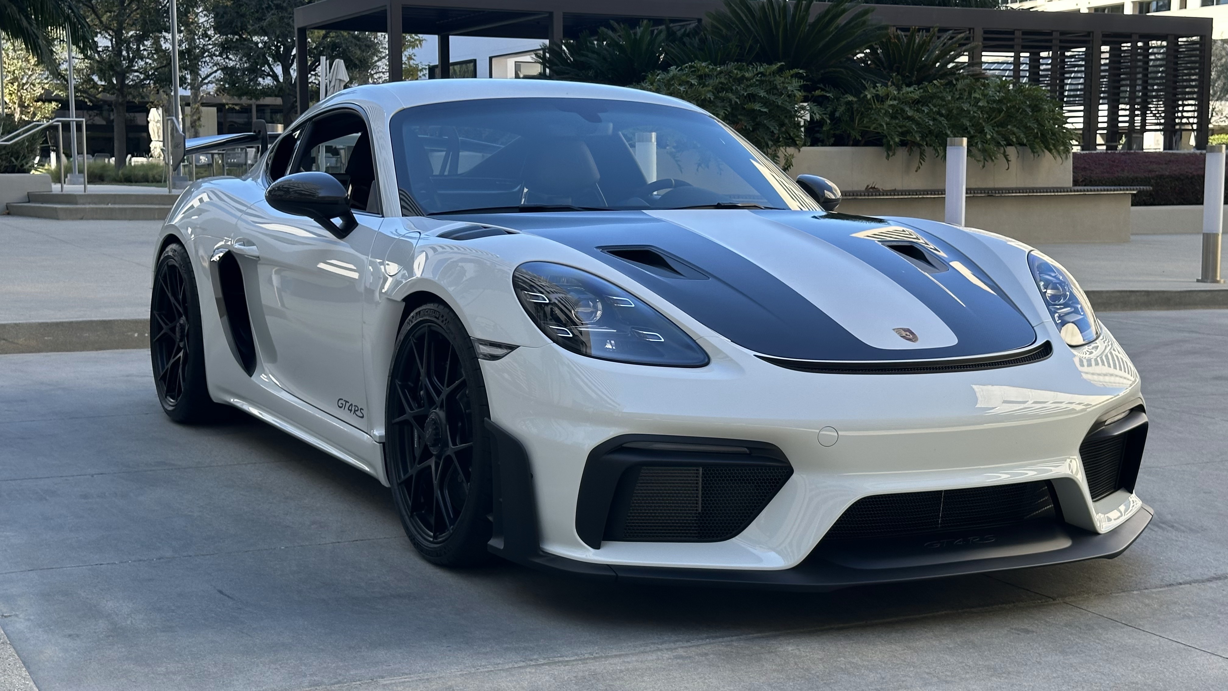 Used 2024 Porsche 718 Cayman GT4 RS RWD image 54