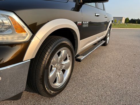 Used 2014 RAM 1500 Laramie image 4