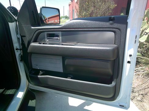 Used 2014 Ford F150 Raptor AWD/4WD image 10