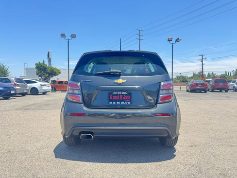 Used 2020 Chevrolet Sonic LT Hatchback FWD image 7